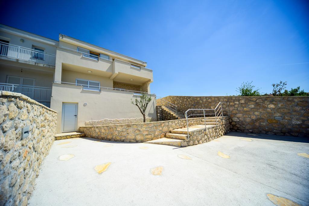 Apartments Villa Perla Rovanjska Exterior foto